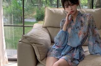 今天的911吃瓜首页，感觉又能一边乐一边刷新画面了。