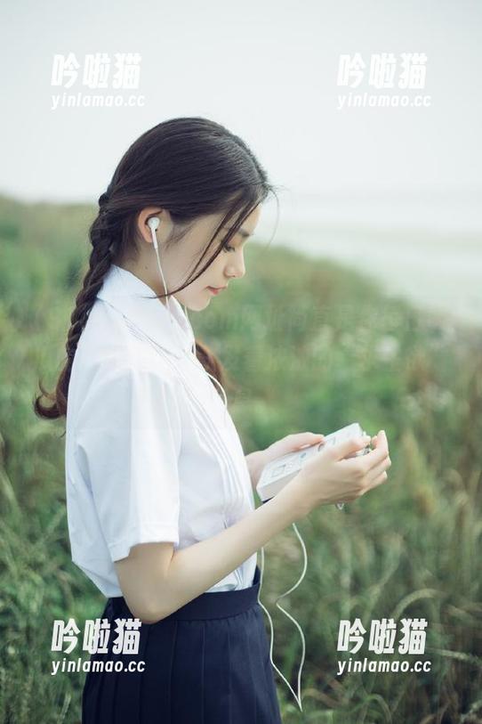 91cgcom网址简直是你每日吸瓜的“食堂”，散发着浓浓的“求生欲”气息。
