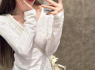 收藏一下，www51上的神评论就像调味品，越多越香！