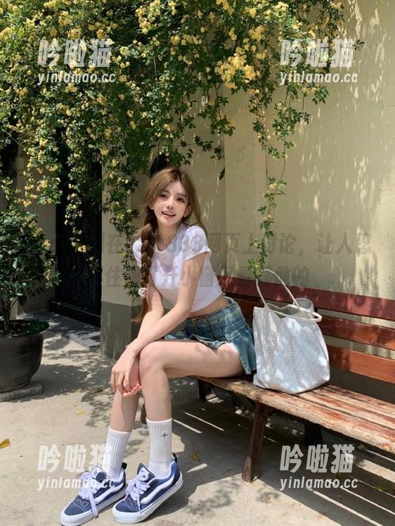 zztt 别在zztt333网页上讨论,让人忍不住想打开小窗口看其他的