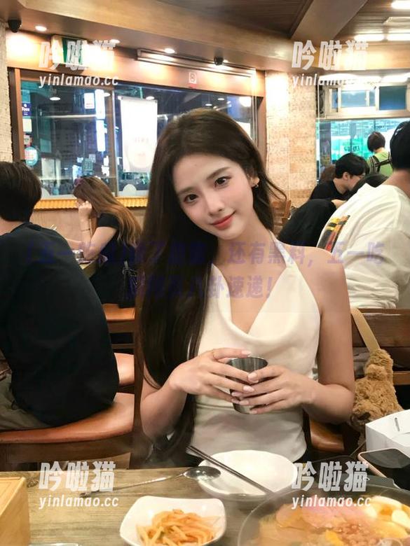 除了甜蜜，还有黑料，五一吃瓜网页八卦速递！