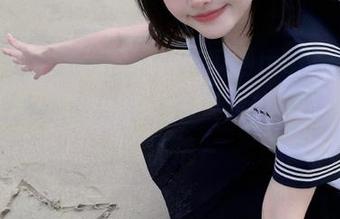 在五一吃瓜网mett，资源分享让人留连忘返，结果我却被屁股磨出了痛楚～