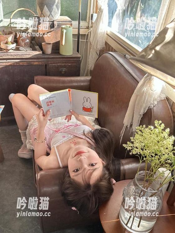 吃瓜718 哈哈哈,吃瓜718传送门前排一字开幕,瓜我最爱!