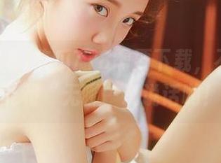 吃瓜718需要下载，不然就只能和“无聊”说说话啊！