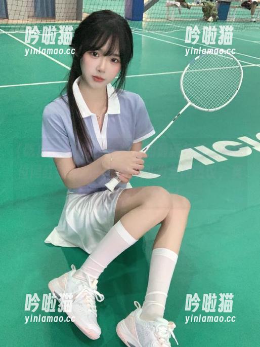 吃瓜爆料 吃瓜爆料里的最新视频,看这位网红如何用一根黄瓜引发全网热议,真不愧是吃瓜人气王!