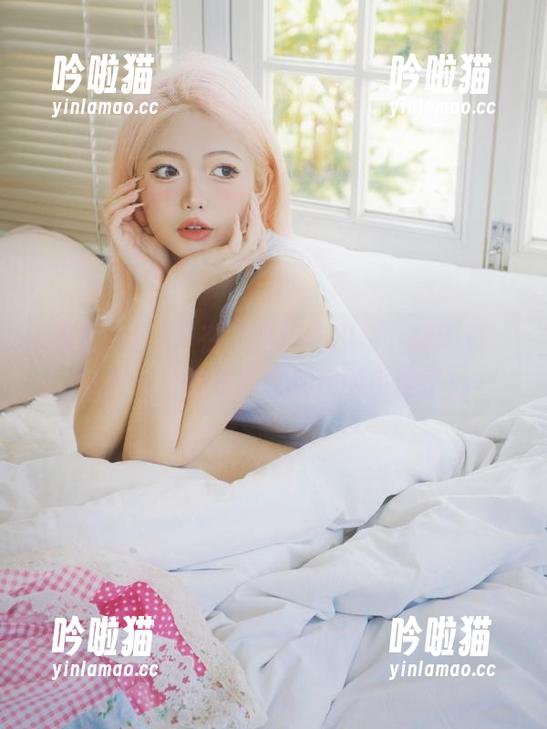 在‘我要吃瓜网’翻网页：每滑一次都是心跳加速的小确幸！
