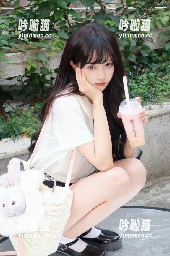 每日黑料里，ios带来的“黑”应用，真是早知道我就不下载了。
