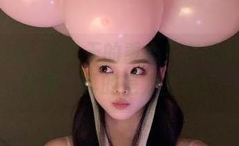 我今天的重心只在网曝吃瓜的更新，真的是太上头！