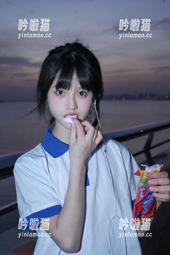 当了半天‘坐着吃瓜’的我，终于迎来了网曝吃瓜苹果版，快来嗨！
