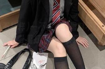 一不小心在黑料不打样发布的八卦里打了滚，快乐又混乱