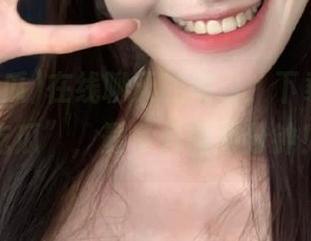 在线聊天的同时，下载“黑料吃瓜”，最多只需两分钟！
