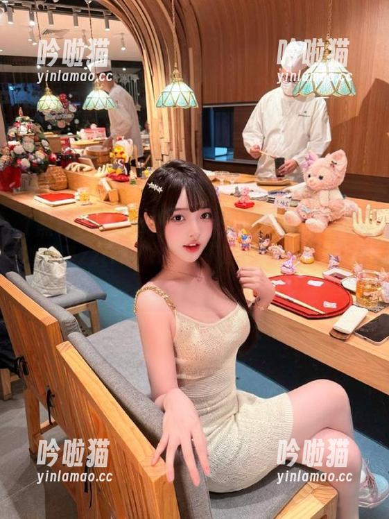 黑料吃瓜网 地址来啦!黑料吃瓜网的新地点是zztt.win,真不知道这靠谱吗,我先划之。