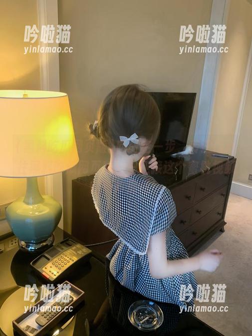 向前走一步，传送门通往黑料吃瓜网页版——迎接这个蜜桃视频的奇妙旅程！