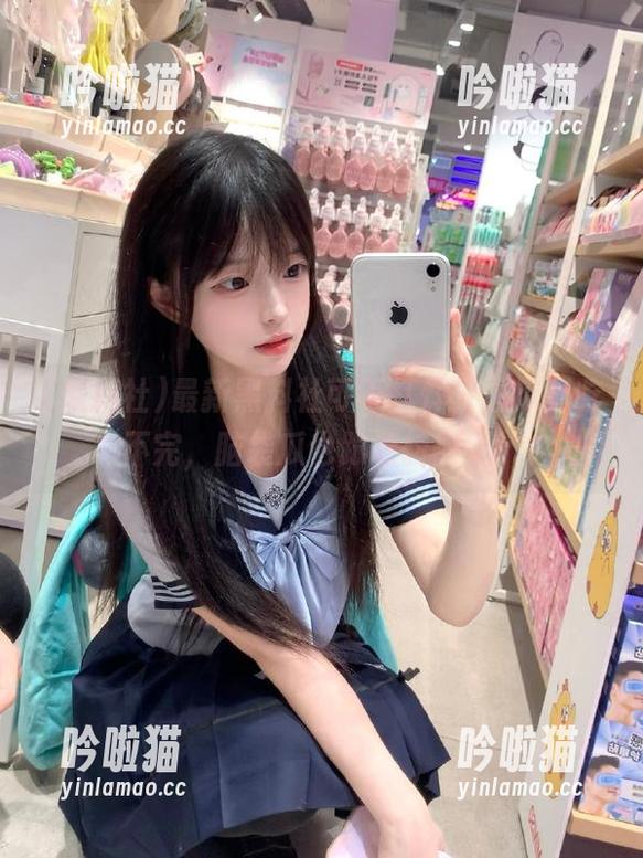 黑料社 最新黑料社可不打烊,这瓜真吃不完,脑袋瓜也跟着转得快。