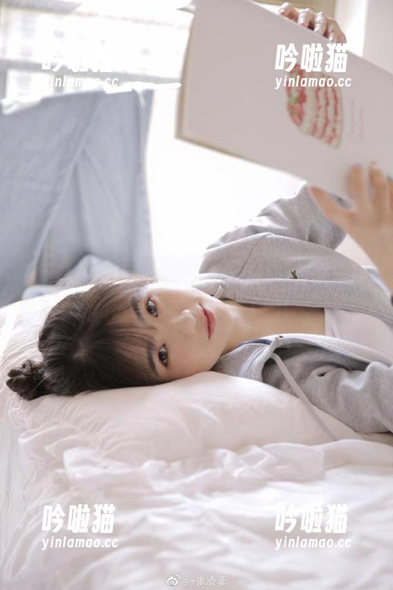 黑料社不打烊，首页一刷新，官网的秘闻来了哟！