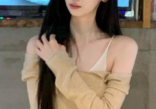 黑料网苹果版，今日竟然在黑料首页放了一张绝美背景！画风大变的感觉？